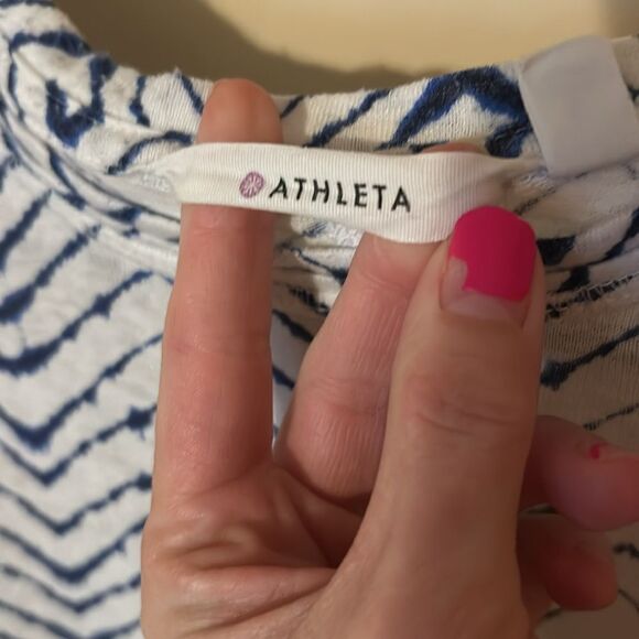Athleta Small Women Breezy Arrowhead Tank Top Active Crew Neck Chevron - Picture 4 of 7